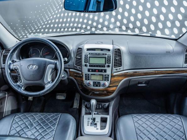 Hyundai Santa Fe II Рестайлинг с пробегом 2010 года, цена 790 000 рублей, 214369 км, внедорожник, Автокод Объявления