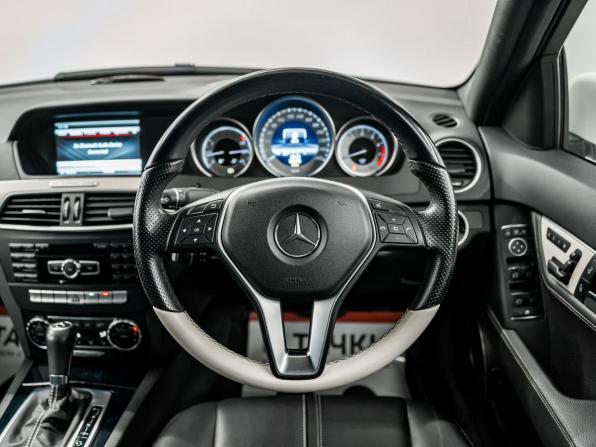 Mercedes-Benz C-Класс III (W204) Рестайлинг с пробегом 2012 года, цена 1 385 000 рублей, 70100 км, седан, Автокод Объявления
