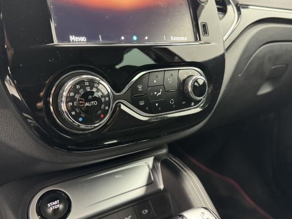 Renault Kaptur I Рестайлинг с пробегом 2020 года, цена 1 529 000 рублей, 158429 км, внедорожник, Автокод Объявления
