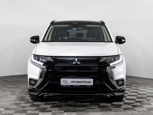 Mitsubishi Outlander III Рестайлинг 3 с пробегом 2022 года, цена 3 299 000 рублей, 20800 км, внедорожник, Автокод Объявления