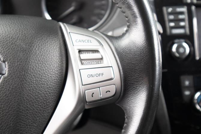 Nissan Qashqai II с пробегом 2018 года, цена 1 429 000 рублей, 131200 км, внедорожник, Автокод Объявления