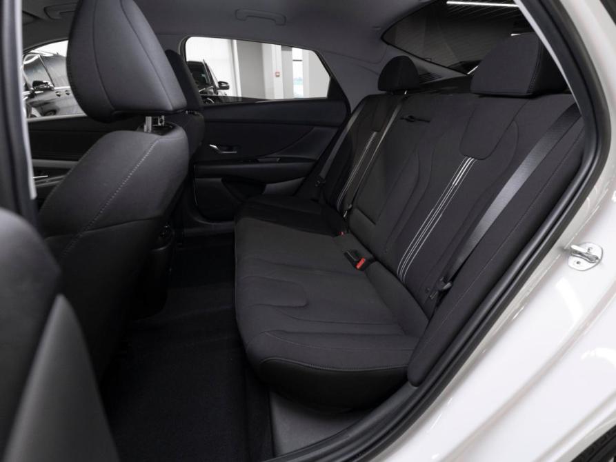 Hyundai Elantra VII (CN7) Рестайлинг Москва  - изображение 12