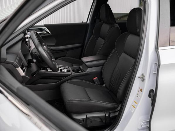 Mitsubishi Outlander IV с пробегом 2021 года, цена 3 150 000 рублей, 44293 км, внедорожник, Автокод Объявления
