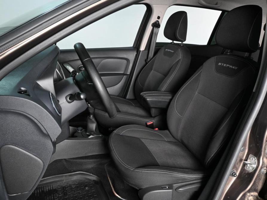 Renault Sandero II Рестайлинг Ростов-на-Дону  - изображение 10
