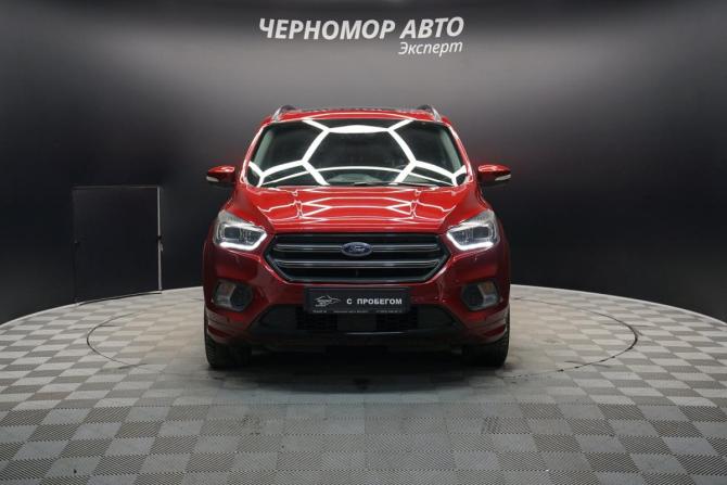 Ford Kuga II Рестайлинг с пробегом 2018 года, цена 2 080 000 рублей, 132500 км, внедорожник, Автокод Объявления