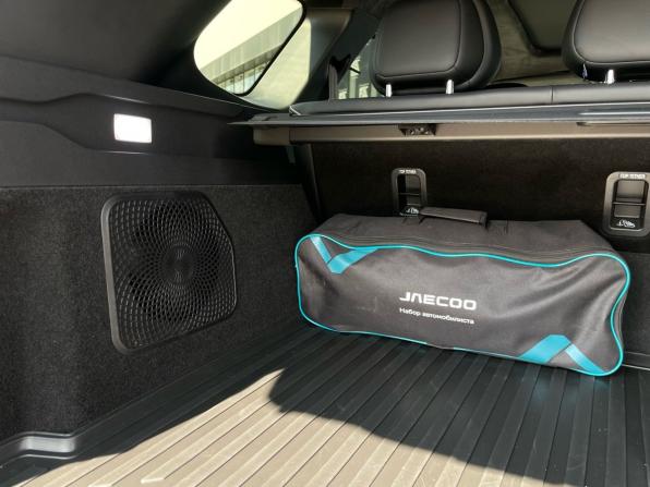 Jaecoo J8 с пробегом 2024 года, цена 2 960 000 рублей, 1690 км, внедорожник, Автокод Объявления