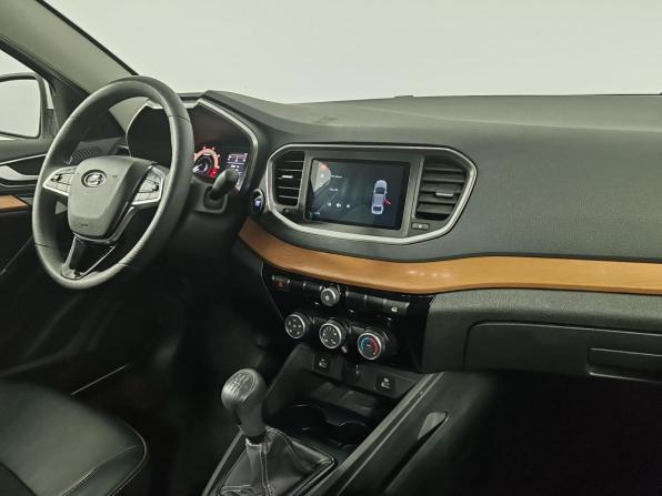 Lada (ВАЗ) Vesta I Рестайлинг (NG) с пробегом 2023 года, цена 1 335 000 рублей, 25000 км, седан, Автокод Объявления