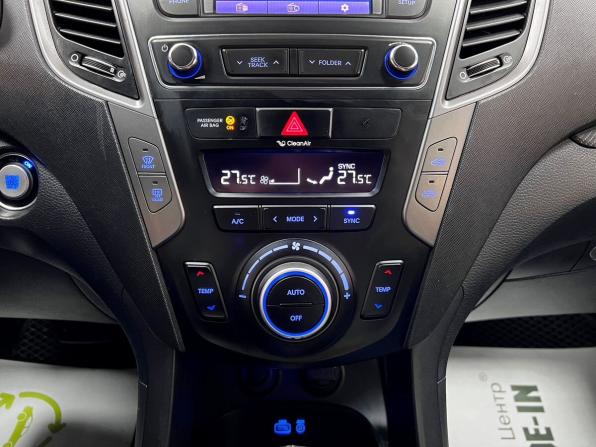 Hyundai Santa Fe III Рестайлинг с пробегом 2016 года, цена 2 065 000 рублей, 172099 км, внедорожник, Автокод Объявления