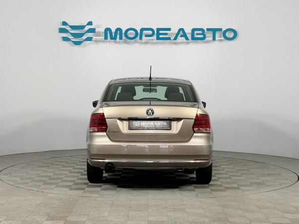 Volkswagen Polo V Рестайлинг с пробегом 2016 года, цена 1 190 000 рублей, 202000 км, седан, Автокод Объявления
