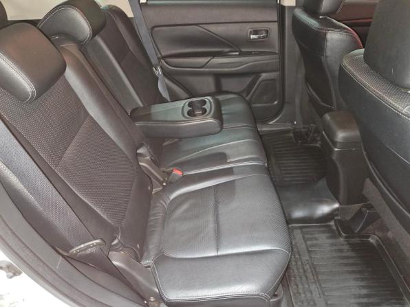 Mitsubishi Outlander III Рестайлинг 2 с пробегом 2015 года, цена 1 749 000 рублей, 149136 км, внедорожник, Автокод Объявления