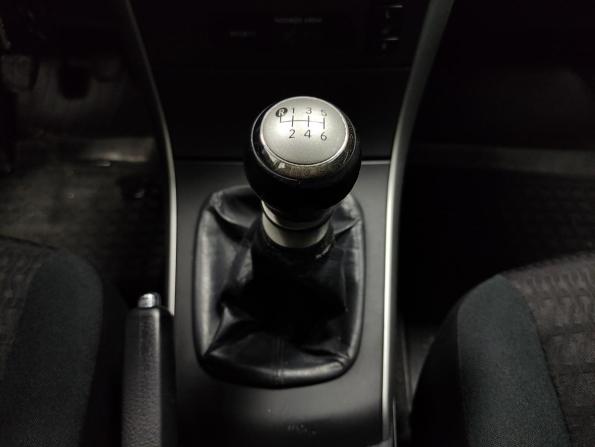 Toyota Corolla X (E140 E150) Рестайлинг с пробегом 2012 года, цена 1 030 000 рублей, 236970 км, седан, Автокод Объявления