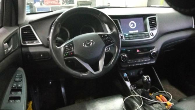 Hyundai Tucson III с пробегом 2017 года, цена 1 780 000 рублей, 198779 км, внедорожник, Автокод Объявления