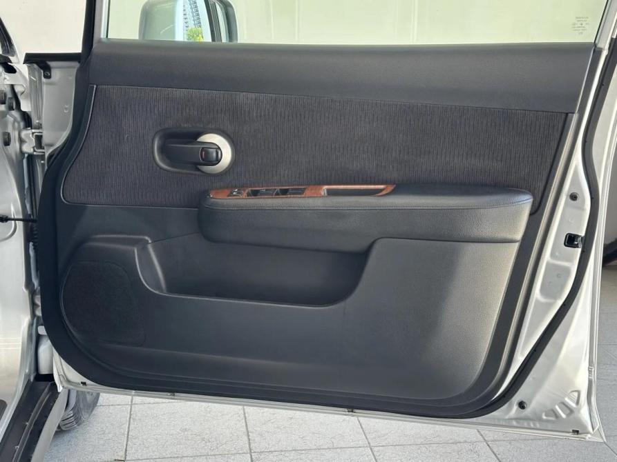 Nissan Tiida I Рестайлинг Барнаул  - изображение 24