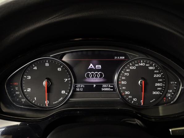 Audi A8 III (D4) с пробегом 2011 года, цена 1 015 000 рублей, 549688 км, седан, Автокод Объявления
