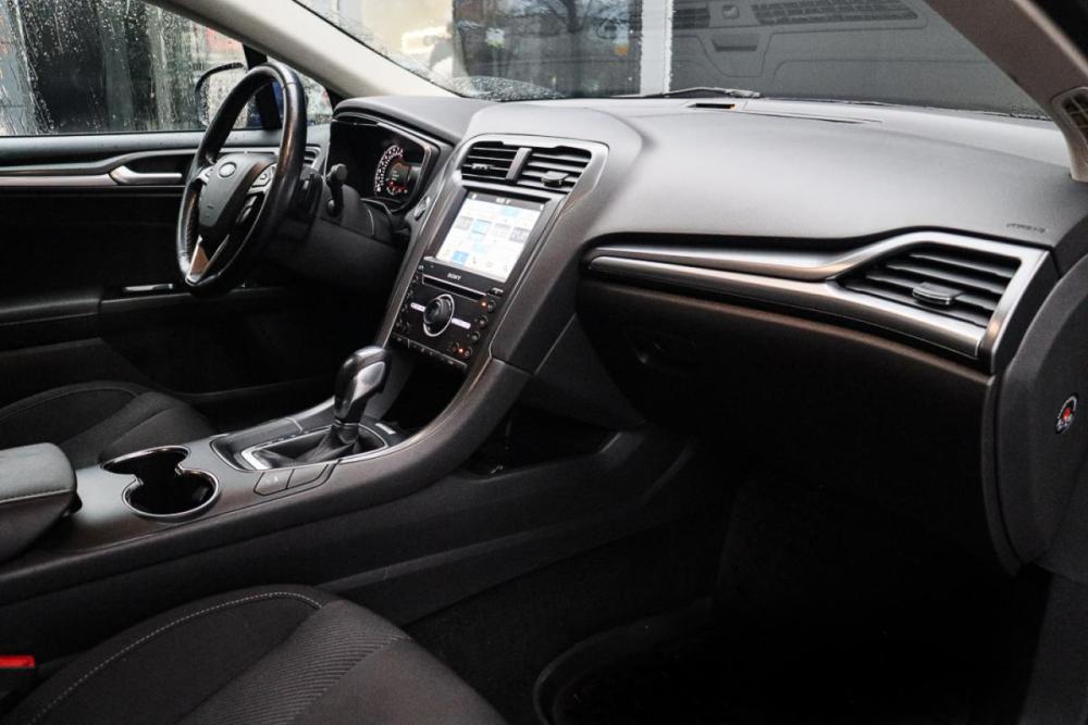Ford Mondeo V Москва  - изображение 7