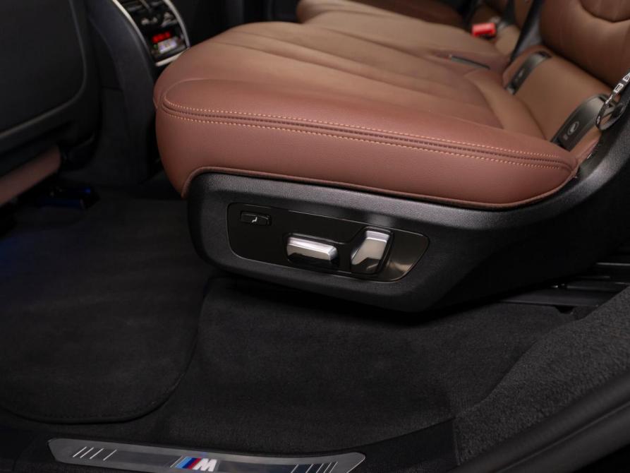 BMW X7 I (G07) Москва  - изображение 15
