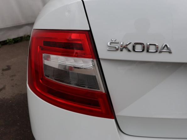 Skoda Octavia III (A7) Рестайлинг с пробегом 2020 года, цена 1 299 000 рублей, 184590 км, лифтбек, Автокод Объявления