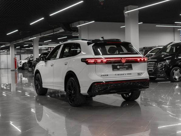 Volkswagen Tiguan III (China Market) с пробегом 2026 года, цена 4 900 000 рублей, 17 км, внедорожник, Автокод Объявления