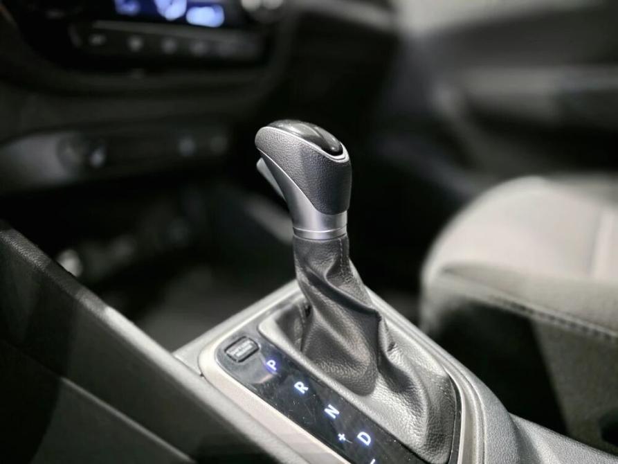 Hyundai Solaris II Великий Новгород  - изображение 18