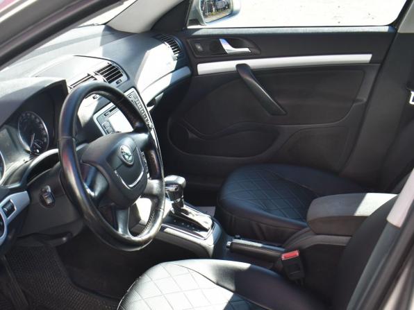 Skoda Octavia II (A5) Рестайлинг с пробегом 2010 года, цена 799 000 рублей, 222000 км, универсал, Автокод Объявления