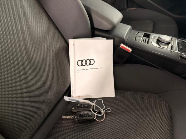 Audi A3 III (8V) Рестайлинг с пробегом 2018 года, цена 1 460 000 рублей, 206969 км, седан, Автокод Объявления