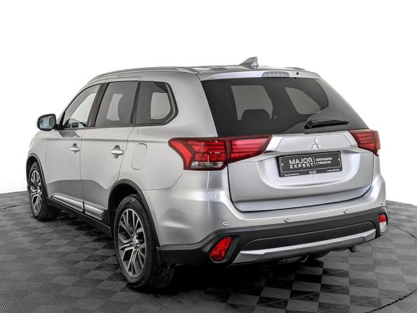 Mitsubishi Outlander III Рестайлинг 2 с пробегом 2017 года, цена 2 100 000 рублей, 113346 км, внедорожник, Автокод Объявления