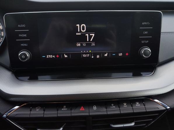 Skoda Octavia IV (A8) с пробегом 2021 года, цена 2 450 000 рублей, 59466 км, лифтбек, Автокод Объявления