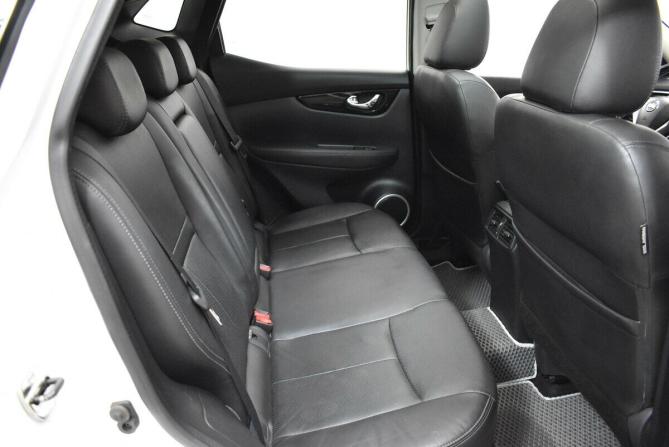 Nissan Qashqai II с пробегом 2017 года, цена 1 800 000 рублей, 125798 км, внедорожник, Автокод Объявления