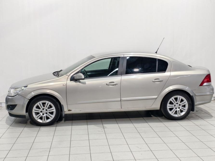 Opel Astra H Рестайлинг Курск  - изображение 2