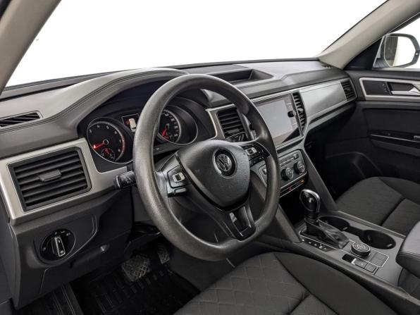 Volkswagen Teramont I с пробегом 2018 года, цена 2 780 000 рублей, 202225 км, внедорожник, Автокод Объявления