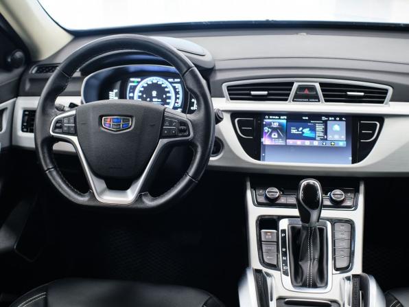 Geely Atlas I с пробегом 2021 года, цена 1 736 000 рублей, 61987 км, внедорожник, Автокод Объявления