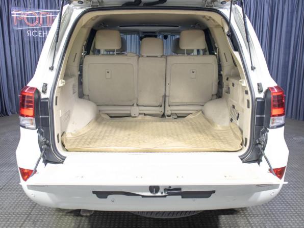 Toyota Land Cruiser 200 Series Рестайлинг 2 с пробегом 2020 года, цена 7 449 000 рублей, 146000 км, внедорожник, Автокод Объявления