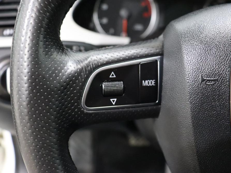 Audi A4 IV (B8) Москва  - изображение 14