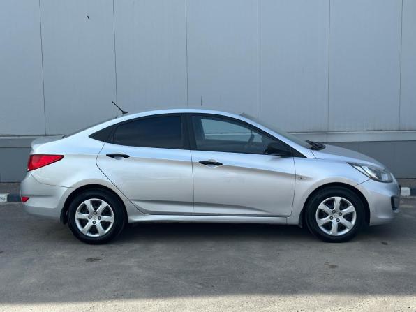 Hyundai Solaris I с пробегом 2012 года, цена 590 000 рублей, 189400 км, седан, Автокод Объявления