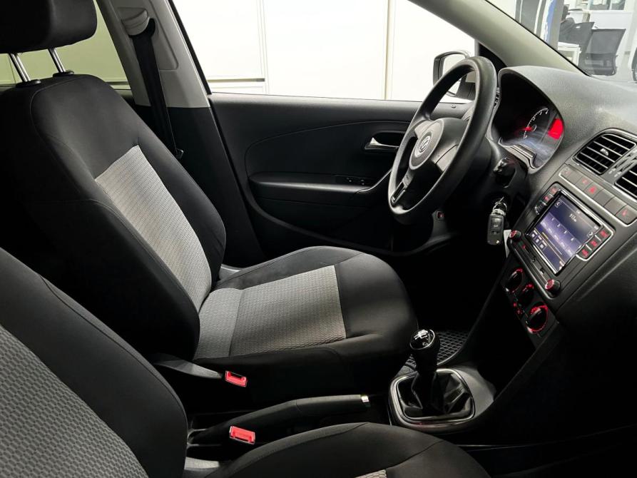 Volkswagen Polo V Казань  - изображение 14