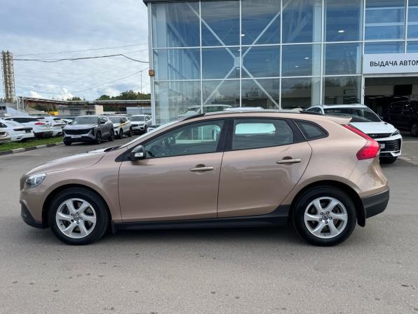 Volvo V40 Cross Country I с пробегом 2013 года, цена 1 580 000 рублей, 67433 км, хэтчбек, Автокод Объявления