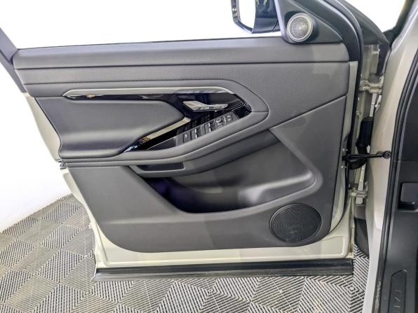 Land Rover Range Rover Evoque II с пробегом 2019 года, цена 3 220 000 рублей, 53364 км, внедорожник, Автокод Объявления