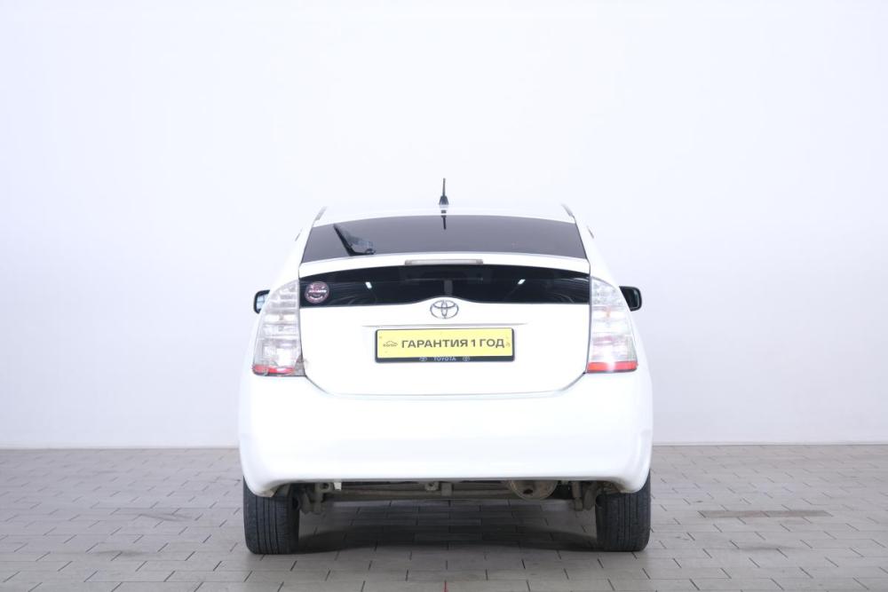 Toyota Prius II Рестайлинг (XW20) Омск  - изображение 6