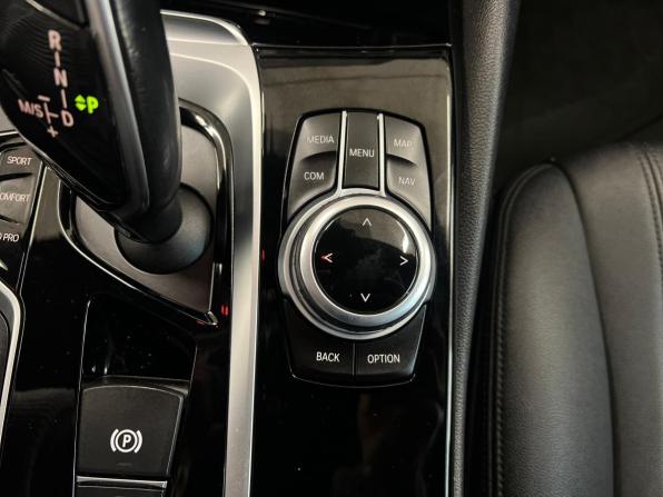 BMW 5 серии VII (G30/G31/G38) с пробегом 2017 года, цена 3 100 000 рублей, 155788 км, седан, Автокод Объявления