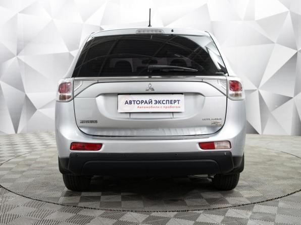 Mitsubishi Outlander III с пробегом 2012 года, цена 1 360 000 рублей, 207000 км, внедорожник, Автокод Объявления