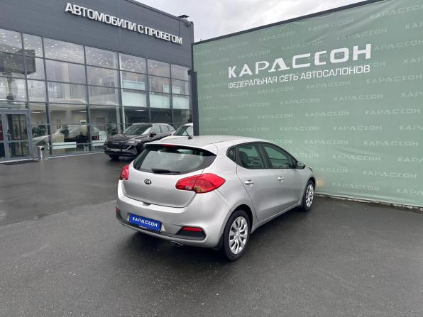 Kia Ceed II с пробегом 2013 года, цена 860 000 рублей, 210222 км, хэтчбек, Автокод Объявления