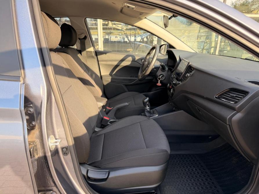 Hyundai Solaris II Москва  - изображение 18