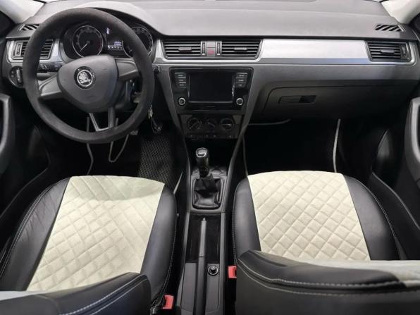 Skoda Rapid I Рестайлинг с пробегом 2019 года, цена 1 129 000 рублей, 131950 км, лифтбек, Автокод Объявления