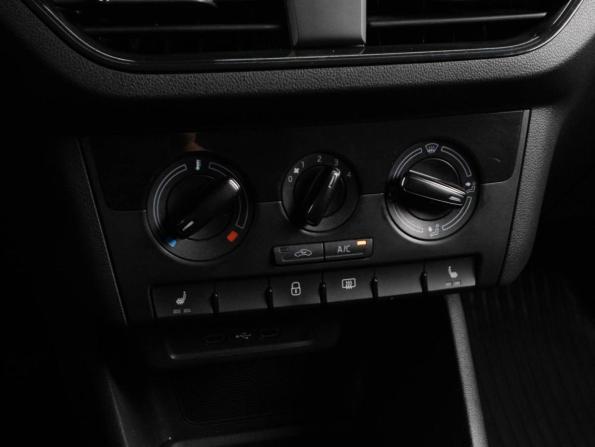 Volkswagen Polo VI с пробегом 2022 года, цена 1 430 000 рублей, 104761 км, лифтбек, Автокод Объявления