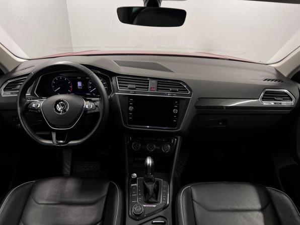 Volkswagen Tiguan II с пробегом 2018 года, цена 2 760 000 рублей, 96280 км, внедорожник, Автокод Объявления