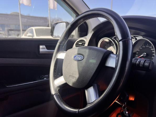 Ford Focus II Рестайлинг с пробегом 2008 года, цена 620 000 рублей, 121000 км, универсал, Автокод Объявления
