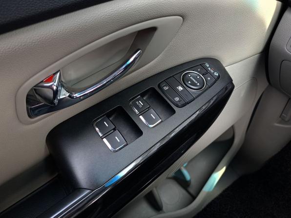 Kia Carnival III с пробегом 2020 года, цена 2 978 000 рублей, 83064 км, минивэн, Автокод Объявления