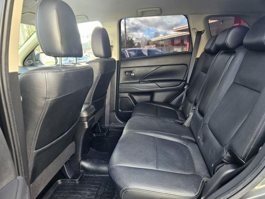 Mitsubishi Outlander III Рестайлинг Санкт-Петербург  - изображение 11