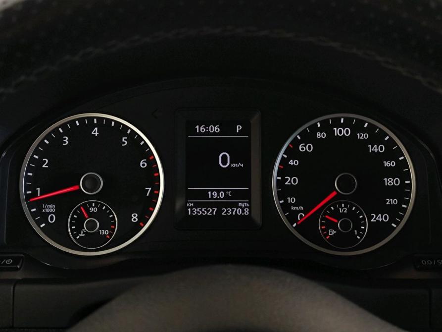 Volkswagen Tiguan I Рестайлинг Москва  - изображение 11