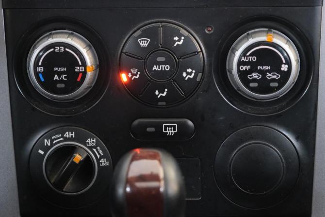 Suzuki Grand Vitara II с пробегом 2006 года, цена 869 000 рублей, 236000 км, внедорожник, Автокод Объявления